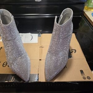 Women's Steve Madden Size 9 Rhinestone Booties